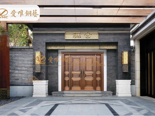 最關(guān)心的就是別墅真銅門多少錢？