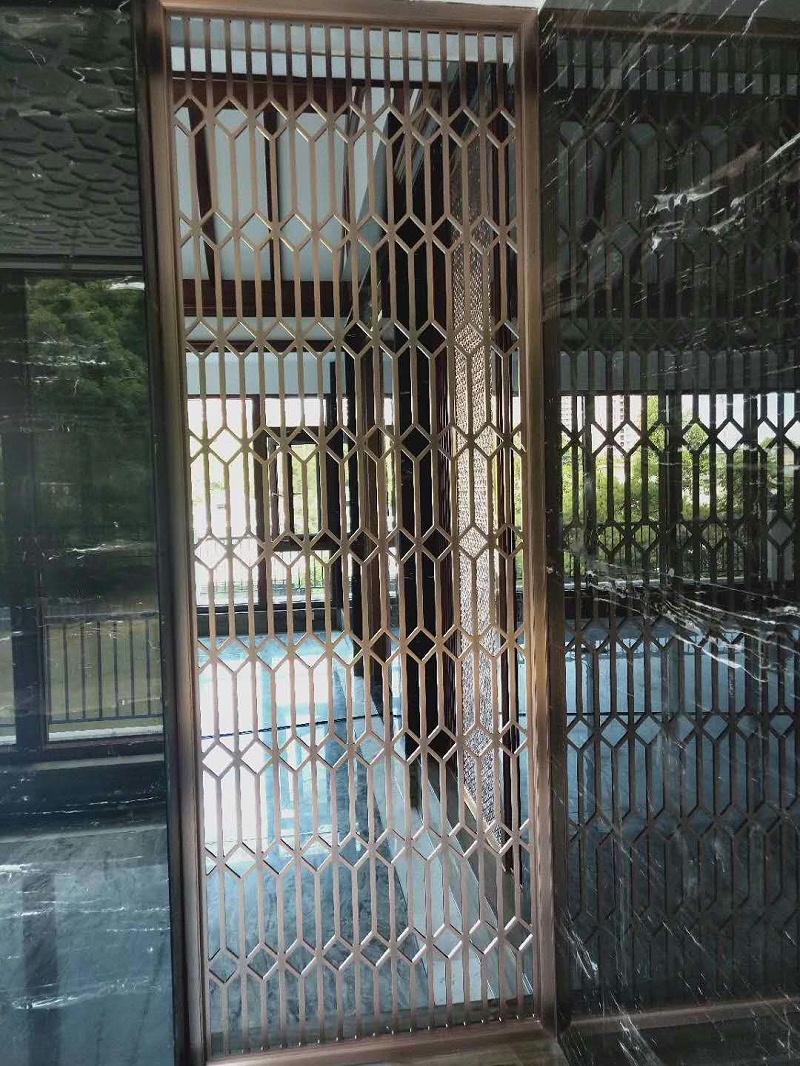 銅門(mén)