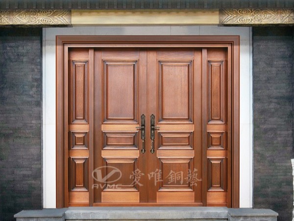廣東佛山愛唯銅藝是一家專業(yè)制作非標銅門廠家
