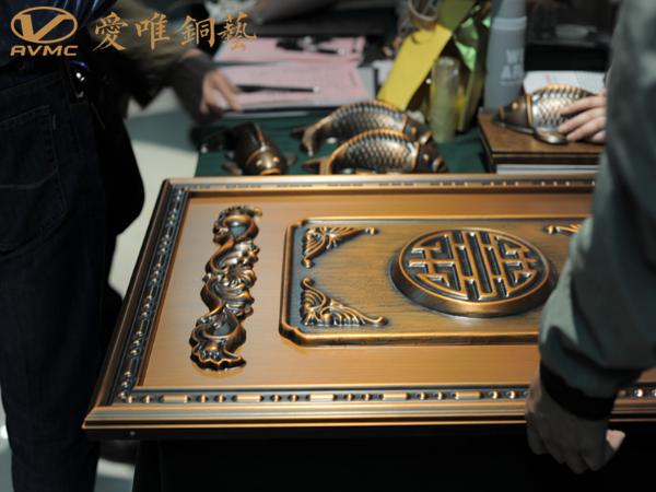 廣東高端銅門生產(chǎn)廠家哪家好？首選愛唯銅藝
