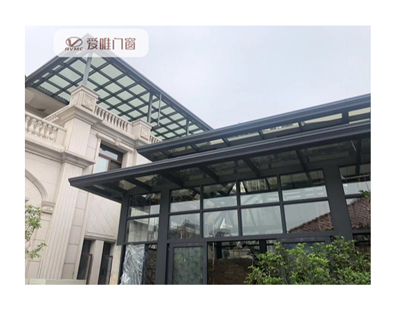 您知道陽光房設(shè)計(jì)的時候需要注意什么問題。