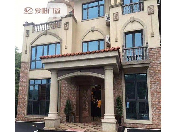 封陽臺窗要怎么樣裝呢？